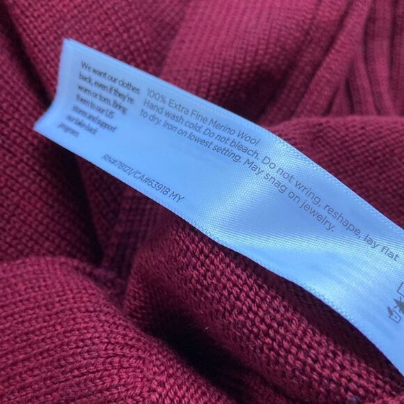 NWT Eileen Fisher Merino Wool V-Neck Box Top Sweater size Medium - Picture 9 of 9